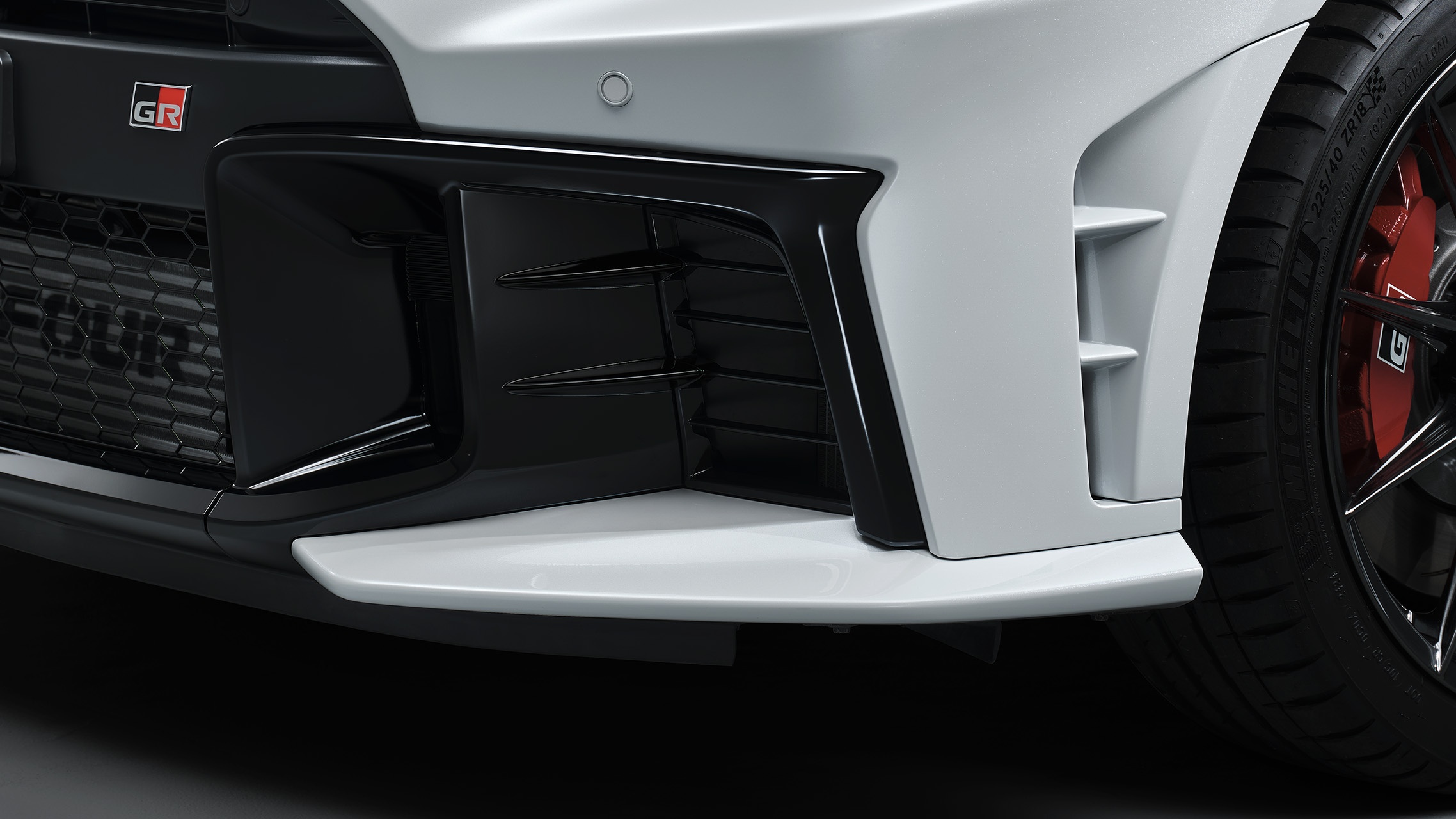 2025 GR Yaris Aero air dam