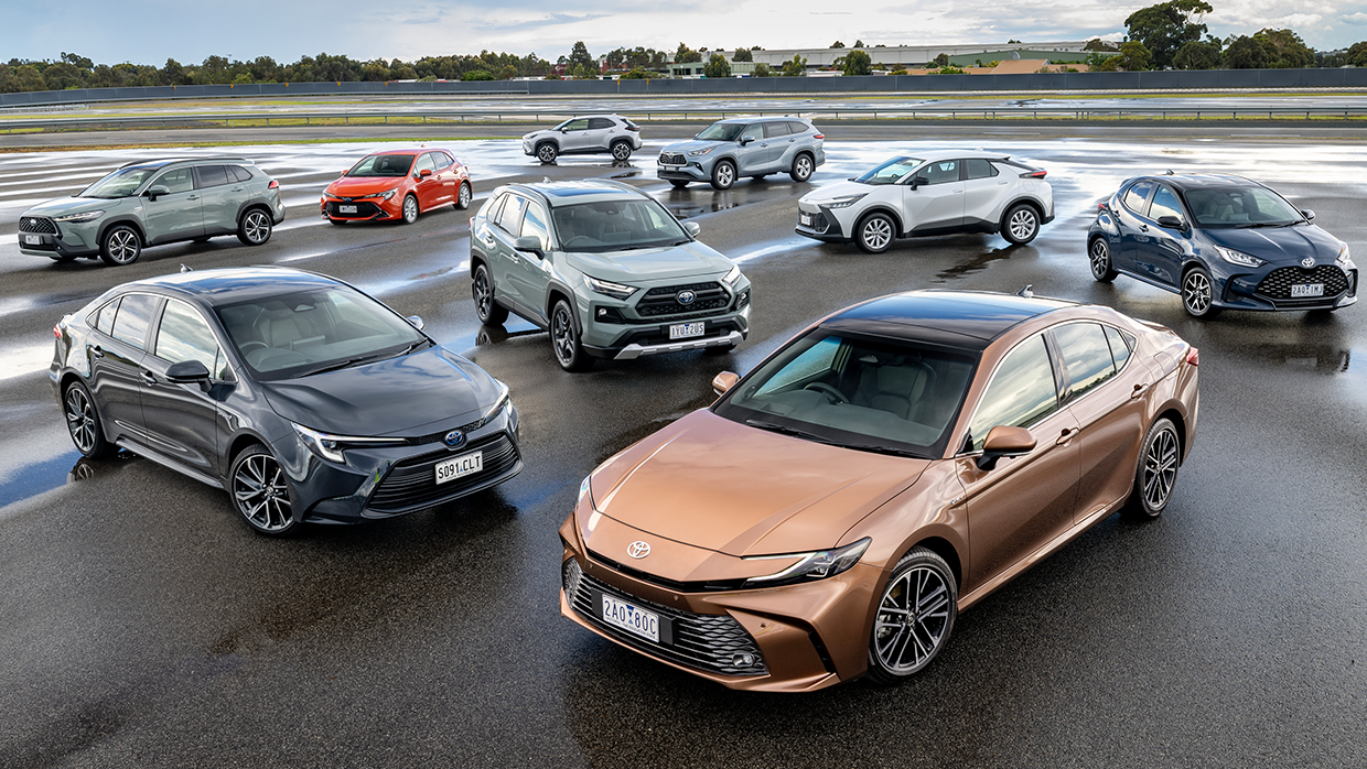 2025 Toyota hybird full range
