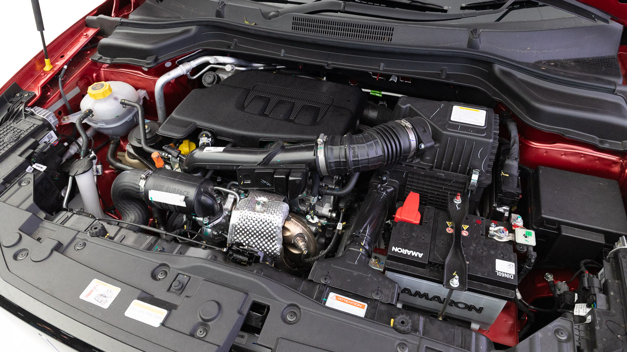 Mahindra XUV3XO AXL7 2025 engine