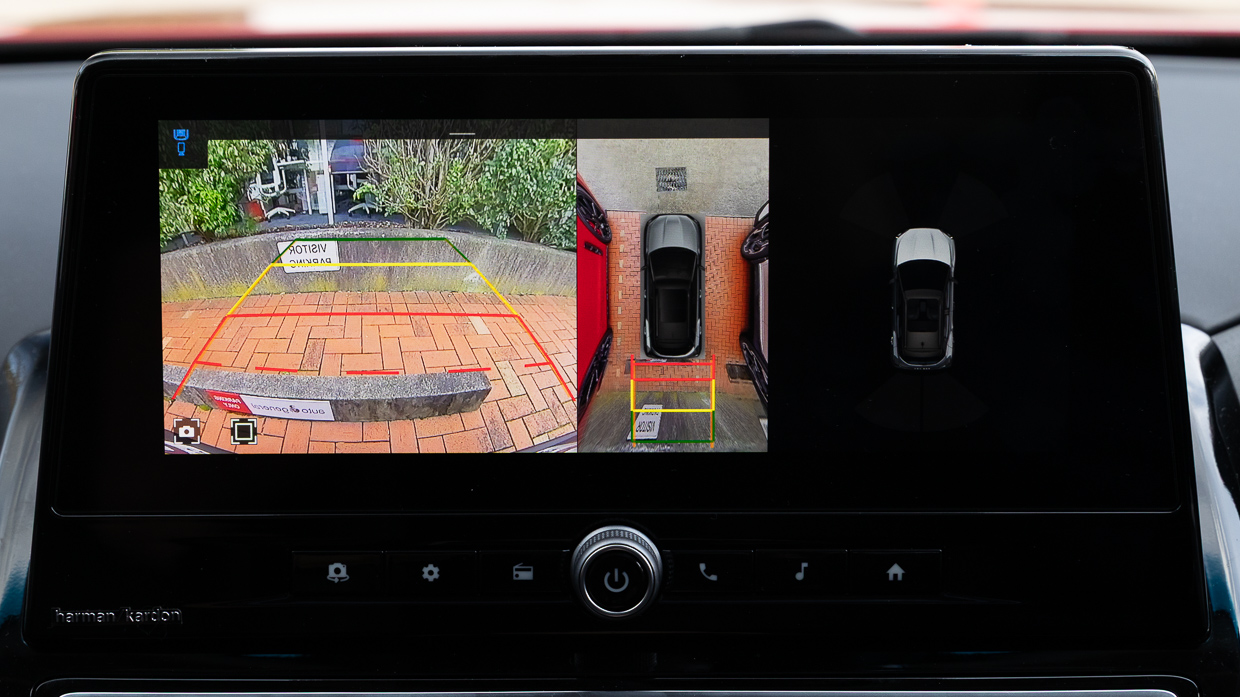 Mahindra XUV3XO AXL7 2025 camera