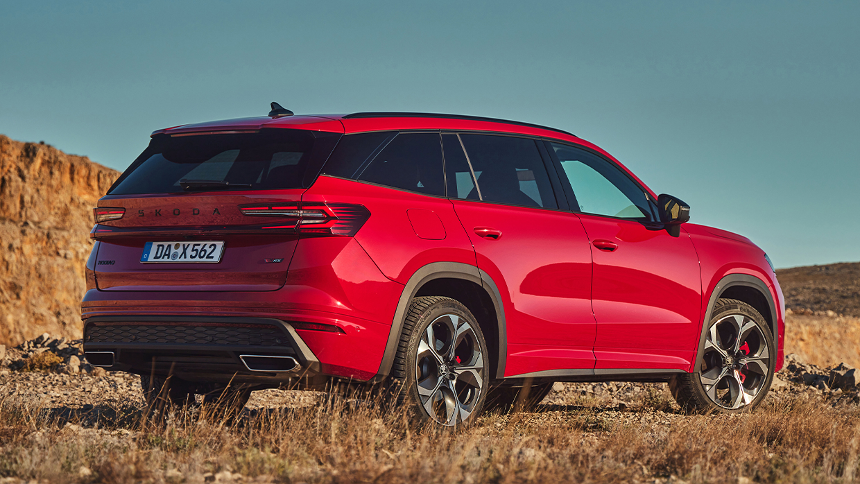 2026 Skoda Kodiaq RS rear 3 4 static