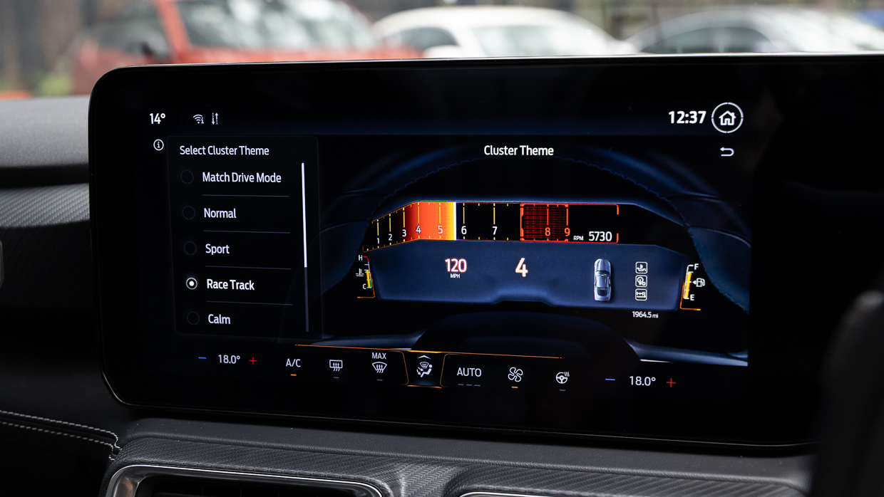 Ford Mustang GT 2025 interior