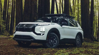 Tougher Mitsubishi Outlander confirmed but it won’t be tri-motor Ralliart hero, rather a Subaru Forester Wilderness rival