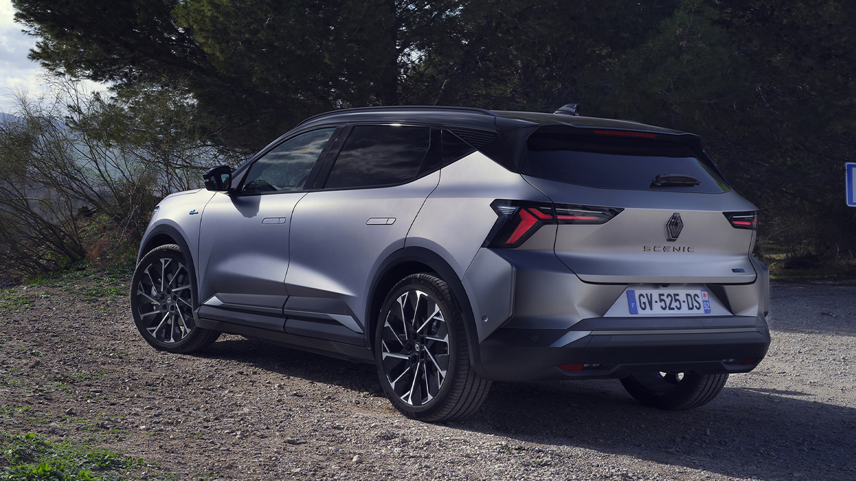 2026 Renault Scenic E Tech rear 3 4