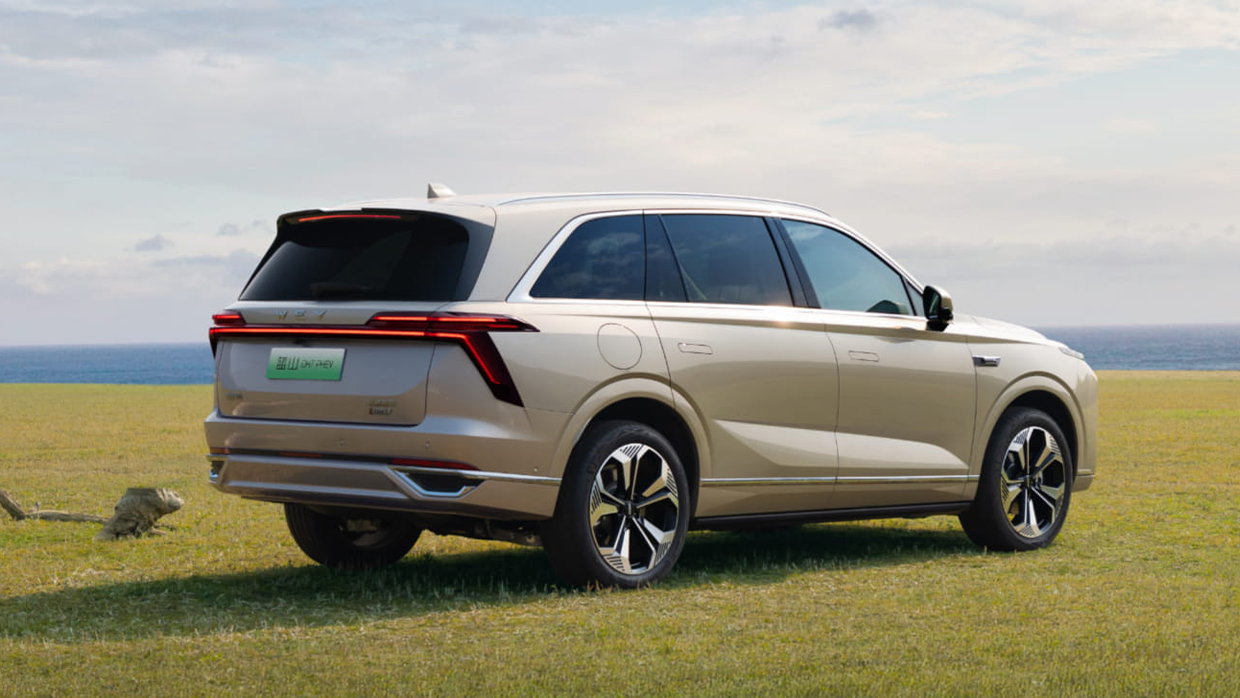 2026 Wey Blue Mountain rear 3 4 alt
