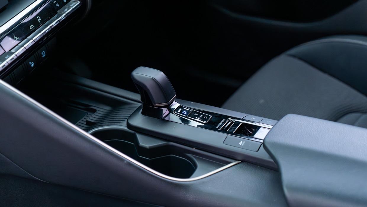 Toyota C-HR Koba 2026 shifter