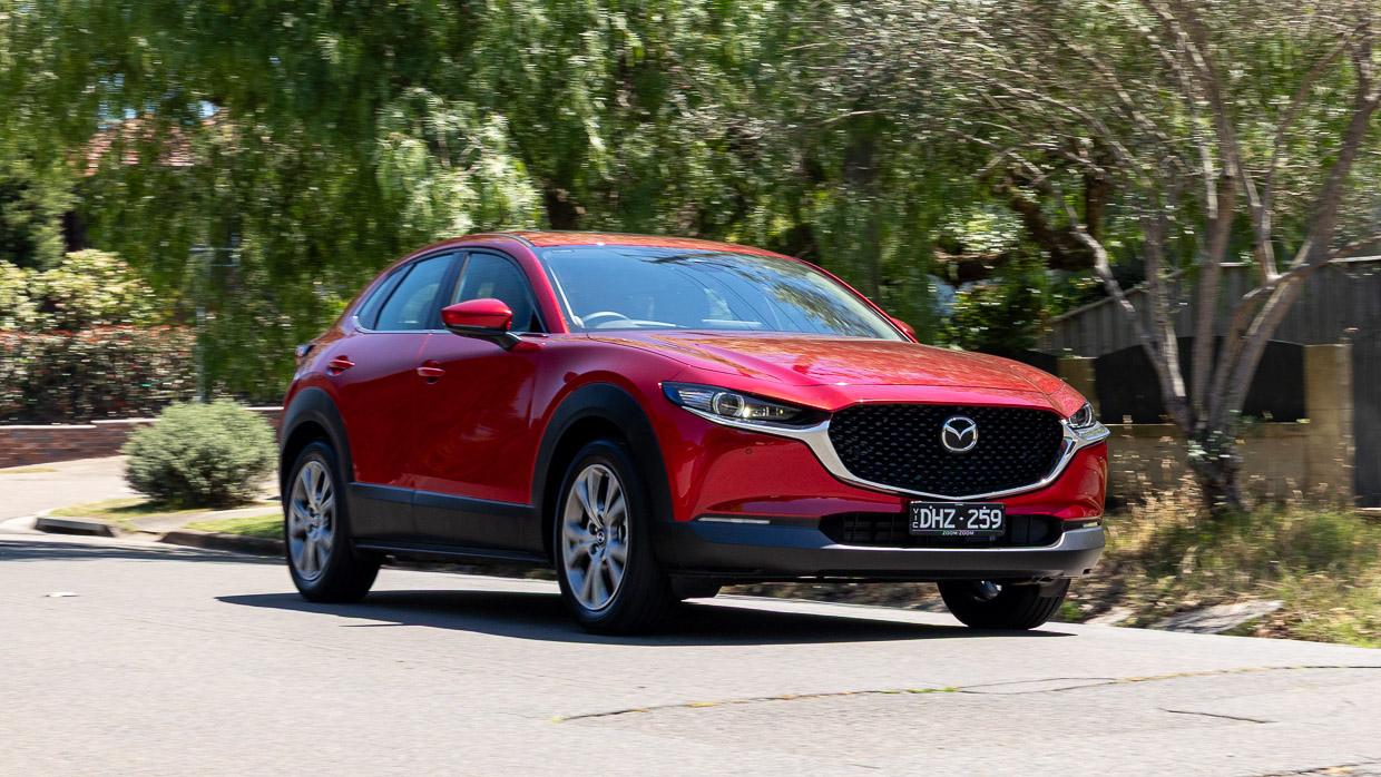 Mazda CX-30 G25 Astina 2026 driving