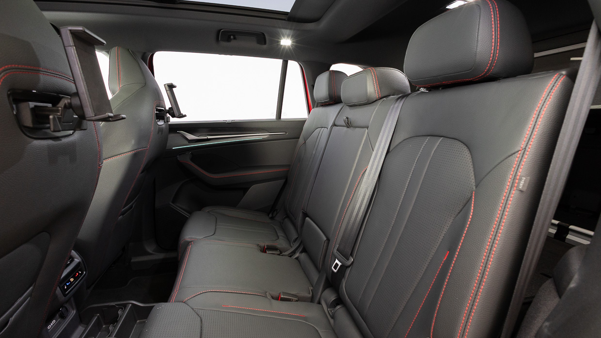 Skoda Kodiaq RS 2025 interior back seat