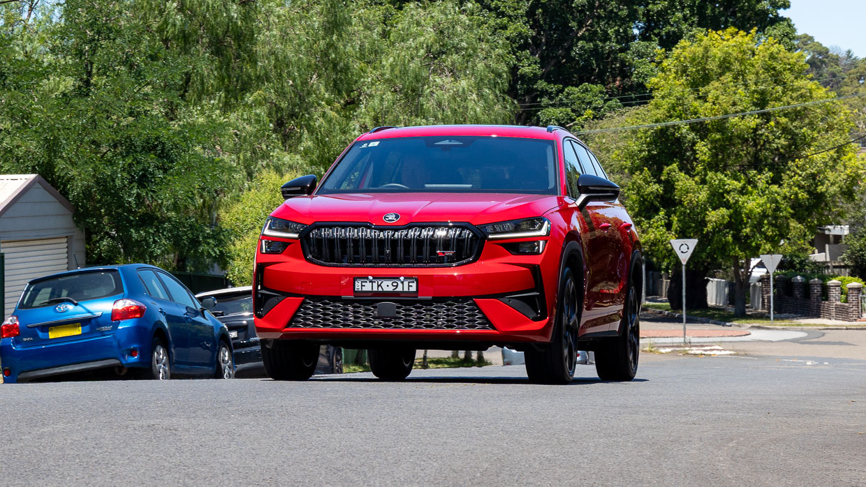 Skoda Kodiaq RS 2025 driving