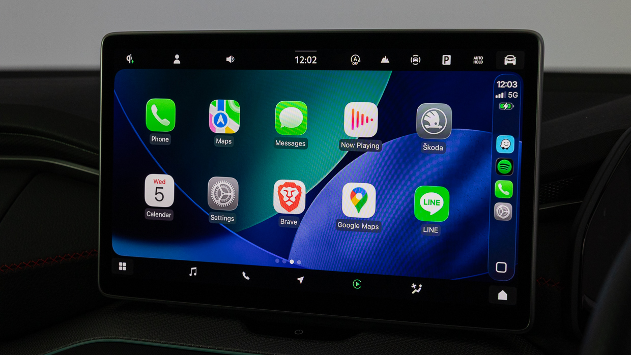 Skoda Kodiaq RS 2025 interior screen