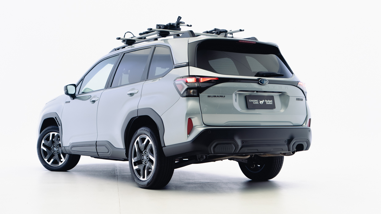 Subaru Forester hybrid AWD 2025 rear