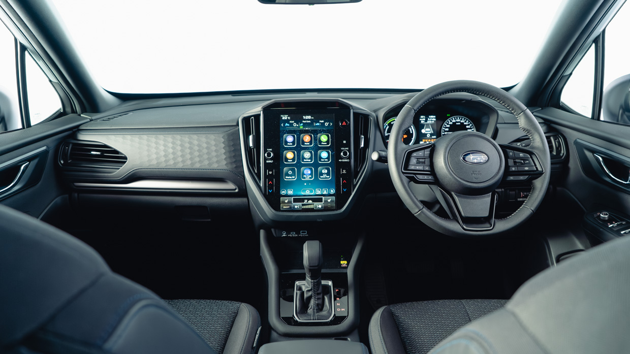 Subaru Forester hybrid AWD 2025 interior