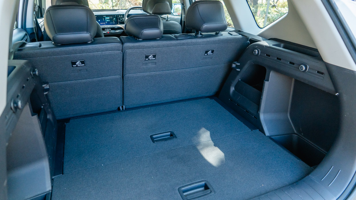 Kia EV5 Air Standard Range 2025 interior boot