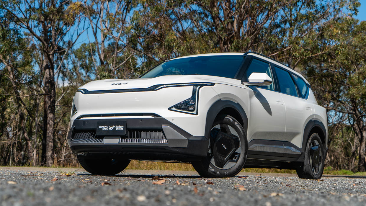Kia EV5 Air Standard Range 2025 front 3/4
