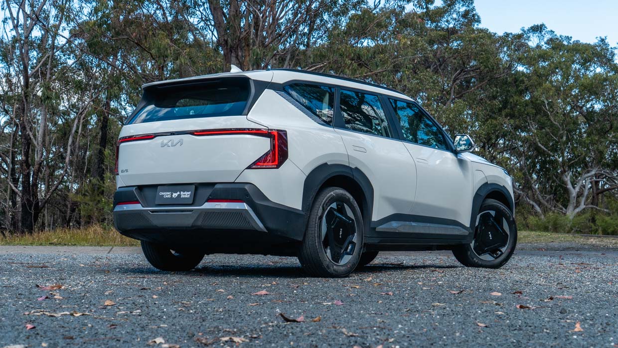 Kia EV5 Air Standard Range 2025 rear 3/4