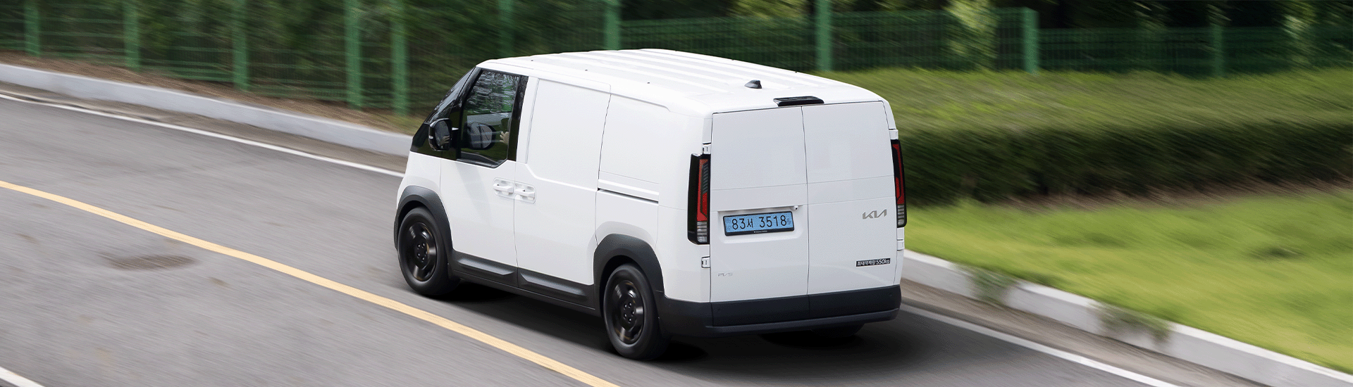 Australia’s cheapest electric van: Kia PV5 2026 arrives to undercut ...