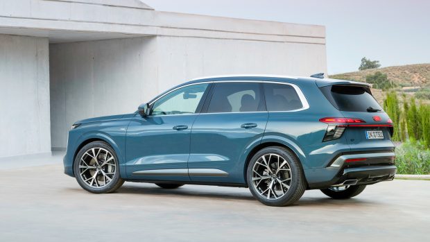 New Audi Q7 Revealed Q1 2027 Release Date For V6 TDI Models With new-audi-q7-revealed-q1-2027-release-date-for-v6-tdi-models-with