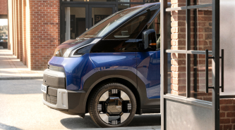 <strong>Kia PV7 2027: Ford E-Transit and Renault Master rival teased as Kia’s modular e-van family grows</strong>